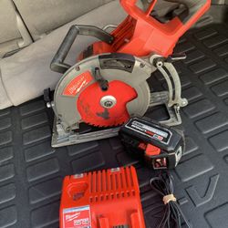 Milwaukee M18 FUEL Brushless 7”1/4 Saw