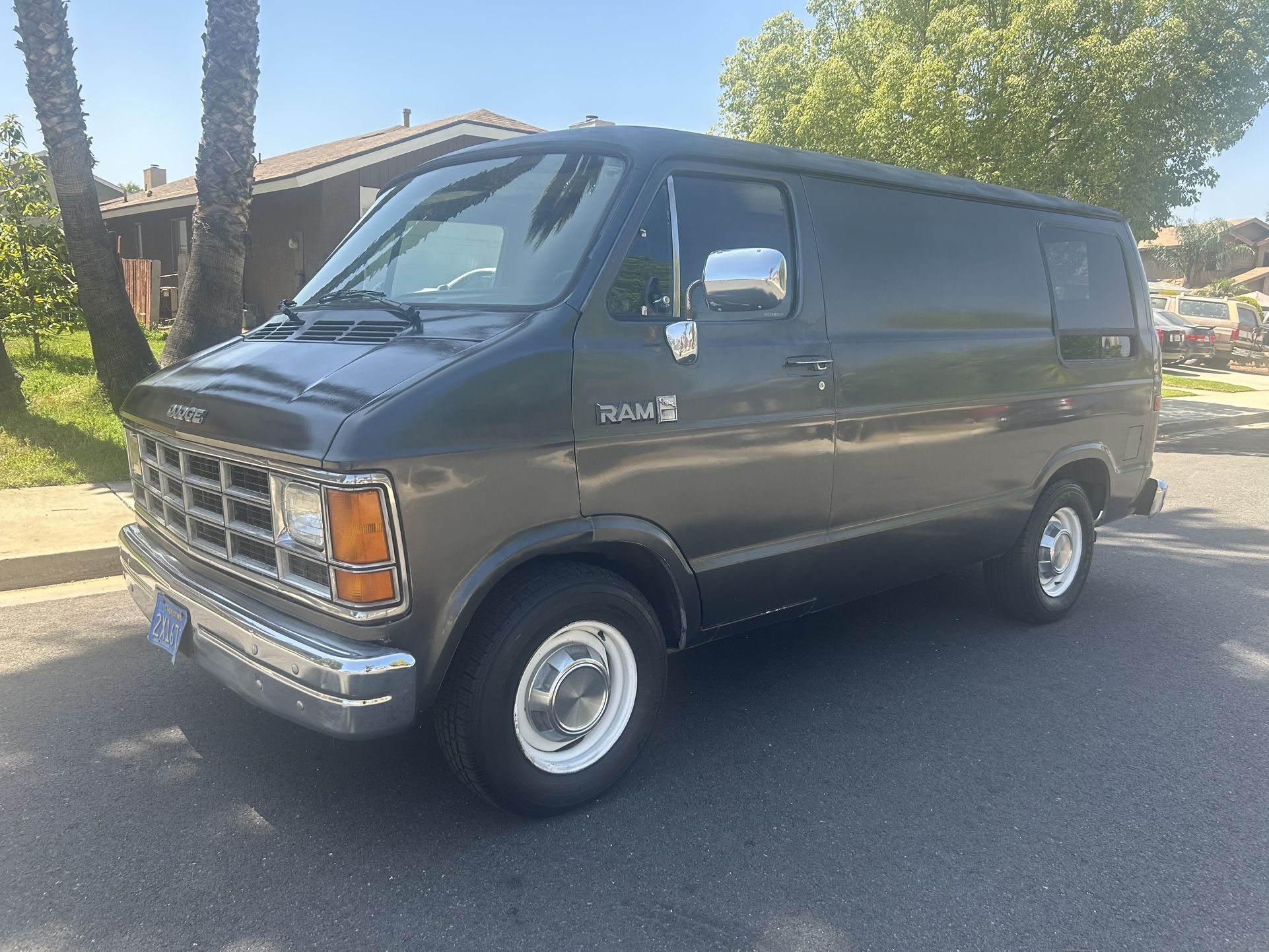 1987 Dodge Ram Van
