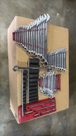 Tools-selling all together