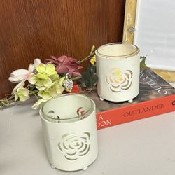 Vintage distressed white Metal candle holder with rose-shaped cutout 