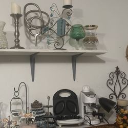 moving sale make offer home decor lamps candles holder pictures curtain rod centerpiece decor 