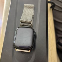 Apple Watch Series 8 Unlocked 