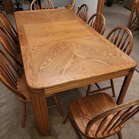 Solid Oak Table With 10 Matching Chairs. 50yrs Old, Solid
