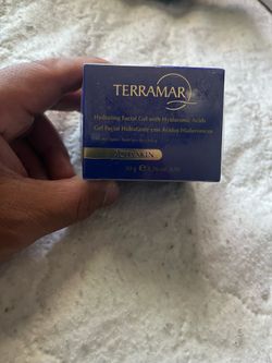 Lady’s facial Hydrating Gel