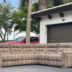 Couch/Sofa Sectional - Light Brown - Recliners - Microfiber - Delivery Available 🚛