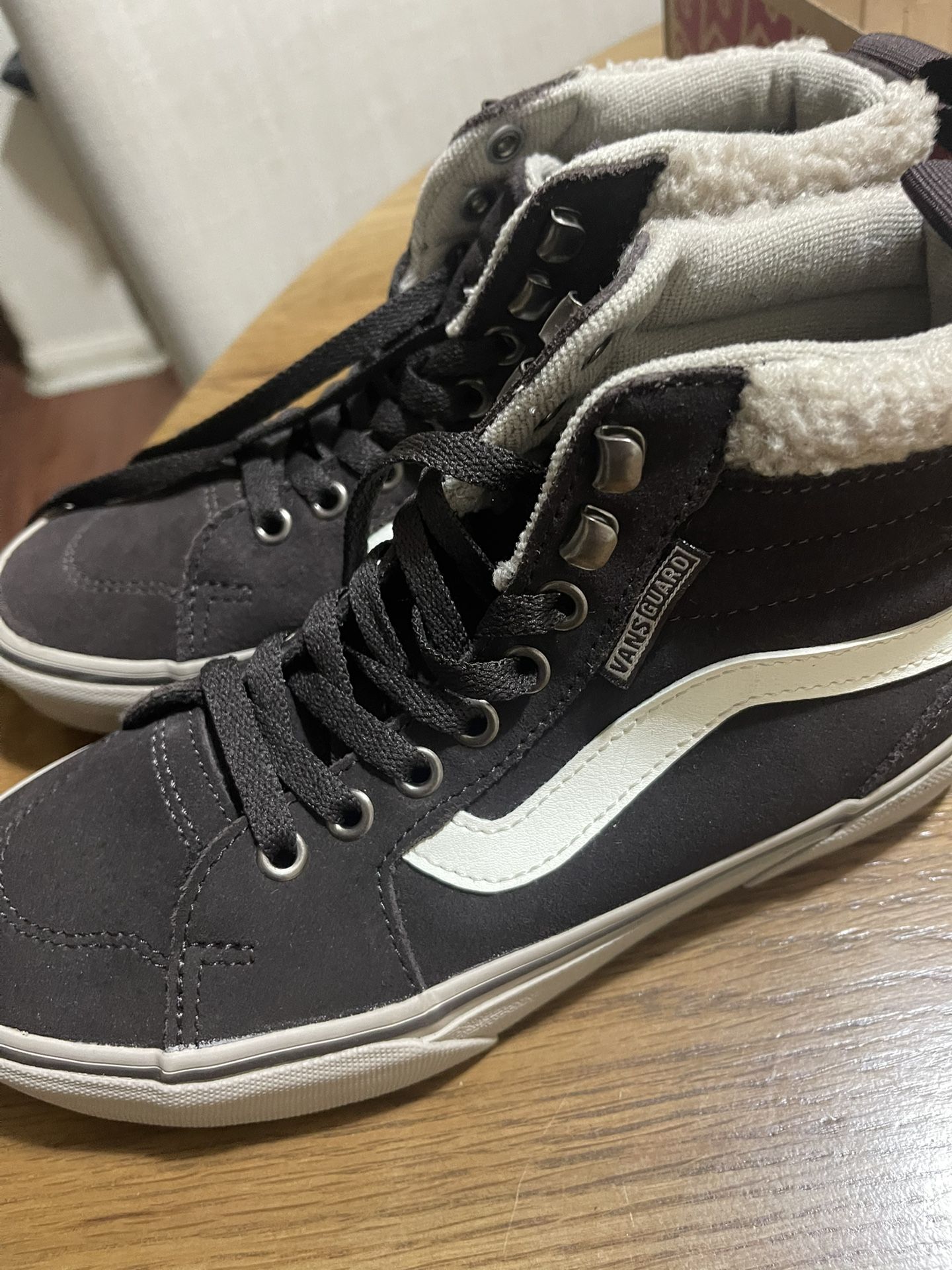 Women’s Vans shoes