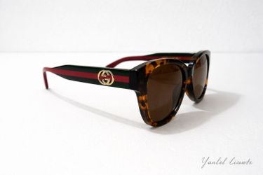 Sunglasses Gucci