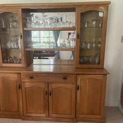 Dining Table And Sideboard 