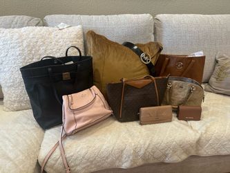 Purses $10 and $15