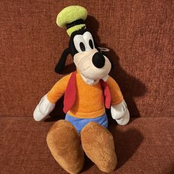 Goofy Plush 