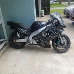 06 Yamaha yzf600r learn bike