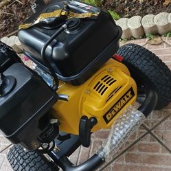 DeWalt 3300  Psi