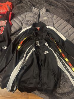 Boys Size 4 Nike Lot