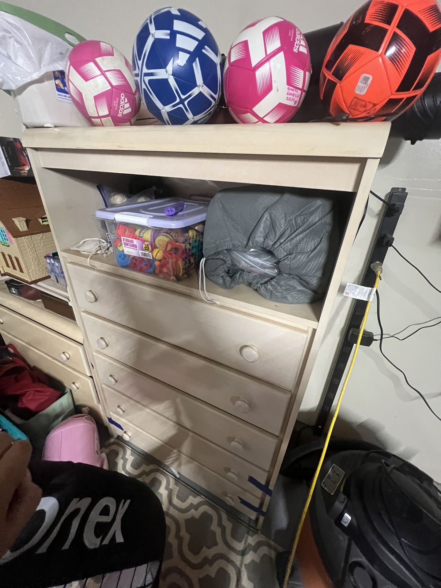 Dressers (2)