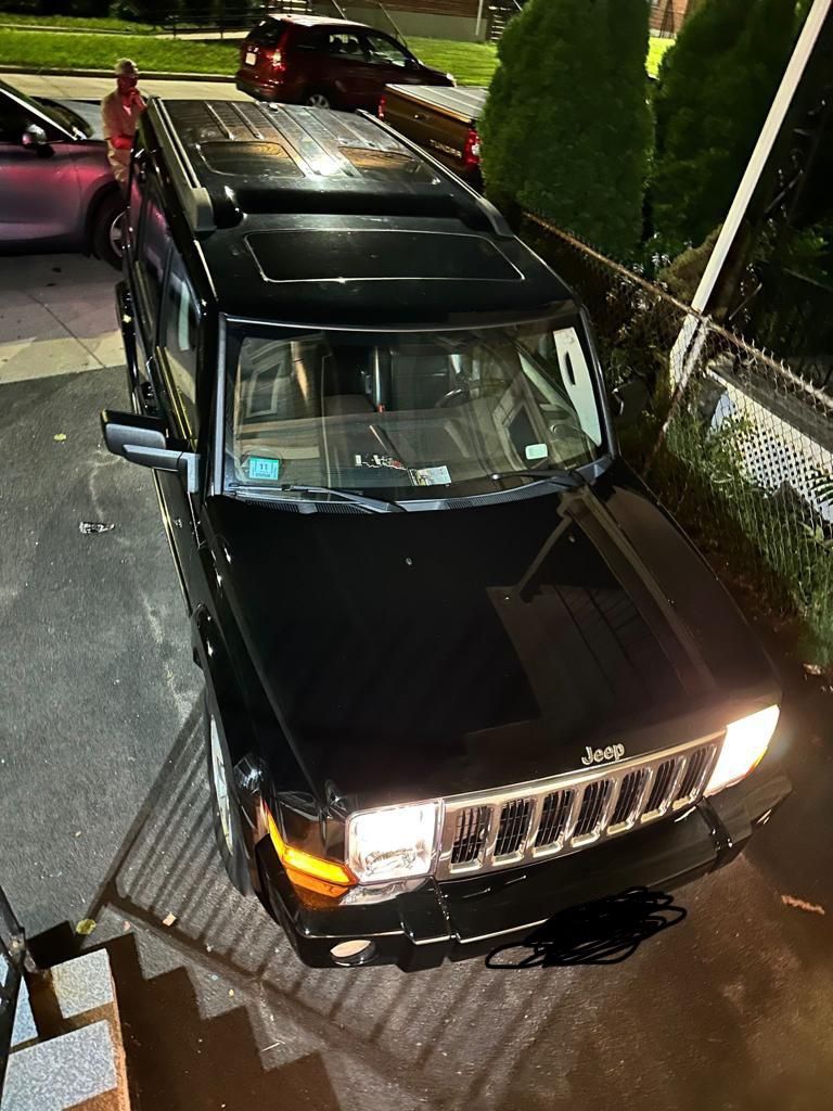 2008 Jeep Commander