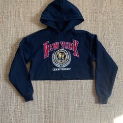 Cropped Hoodie