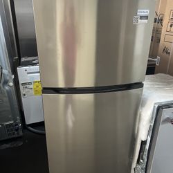 FRIGIDAIRE STAINLESS STEEL 14 CU FT REFRIGERATOR 