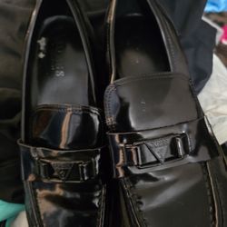 Guess All Black Shinny Penny Loafers 