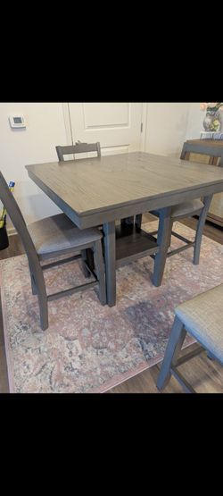 5 Piece Dining Room Set