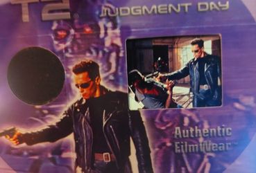 2003 Artbox Terminator 2: Judgment Day Movie Worn Costume Swatch And Film Cell Card - T2 Dual Relic - Rare Memorabilia - Schwarzenegger
Authentic