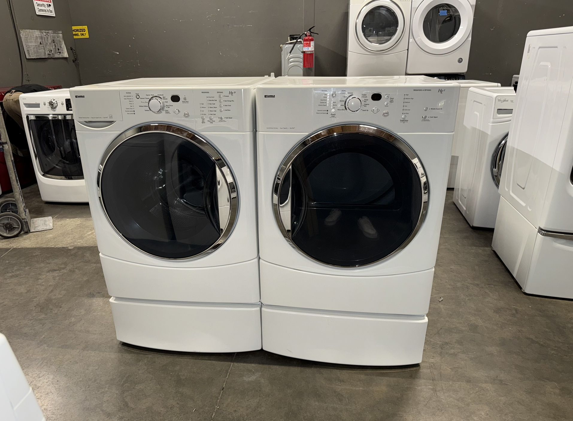 KENMORE LARGE CAPACITY WASHER DRYER ELECTRIC SET
