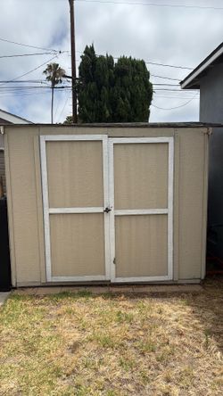 FREE Outdoor Storage Shed