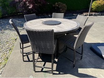 Large Outdoor Propane Fire Pit Table and 8 Chairs