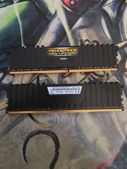 VENGEANCE LPX DDR4 32GB (4x8GB) RAM