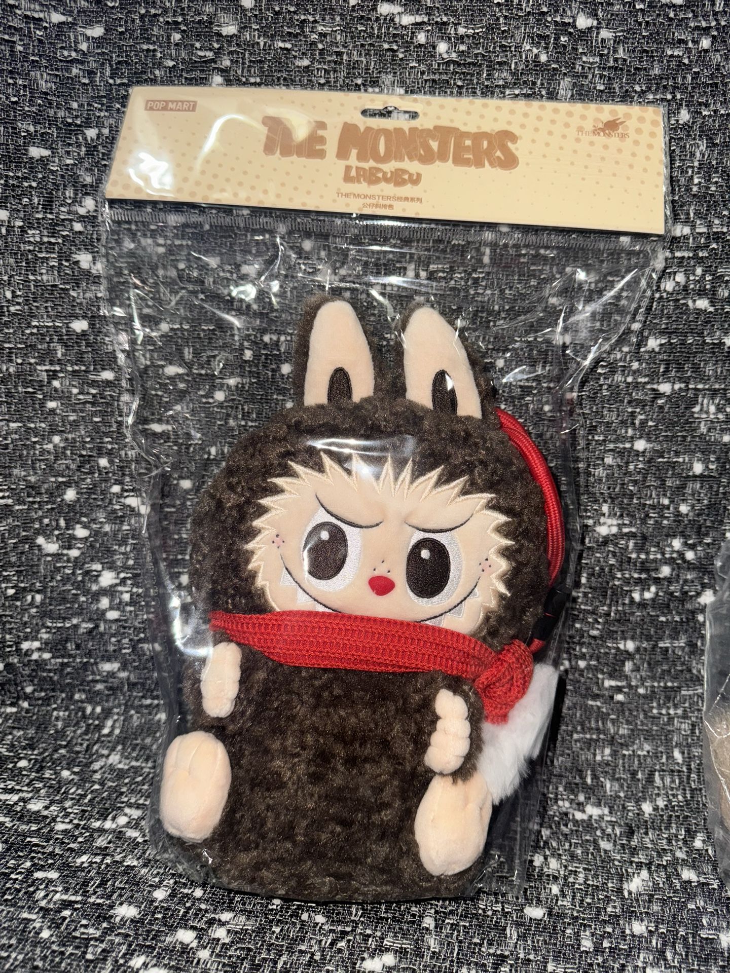 THE MONSTERS Classic Series-Plush Doll Shoulder Bag