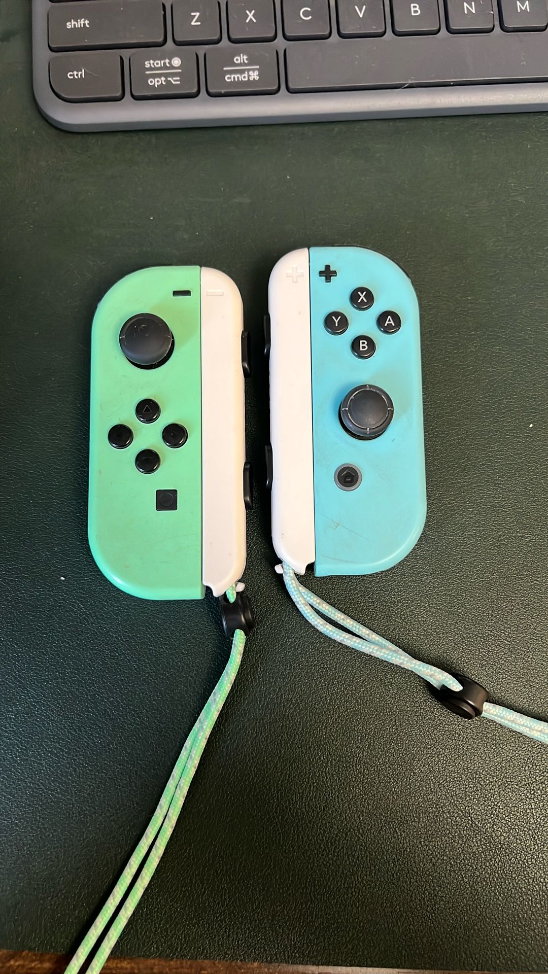 Nintendo Switch Joy Cons - Animal Crossing Version
