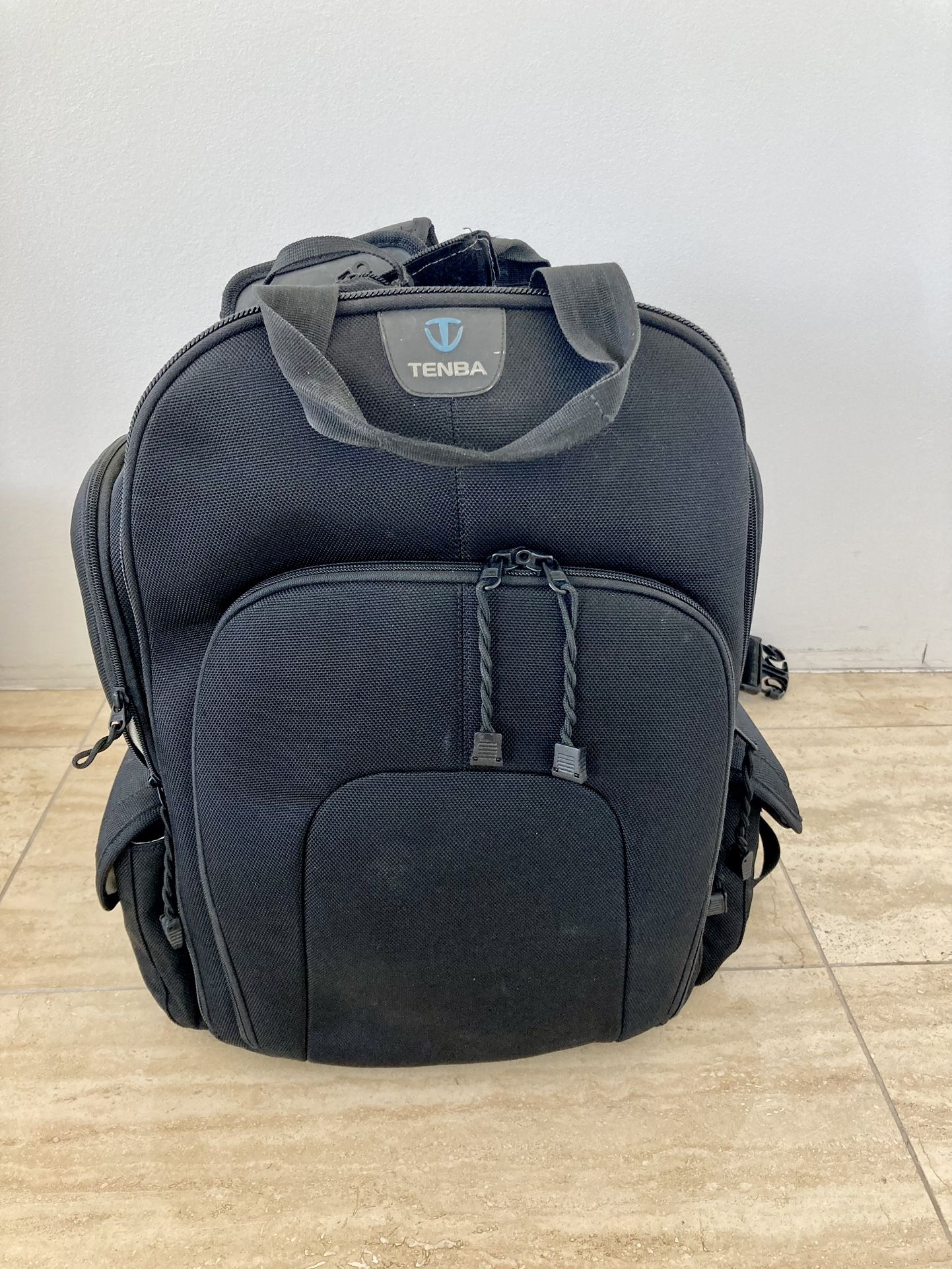 Tenba Backpack (637-723) Tenba Roadie II HDSLR/Video Backpack (Black)