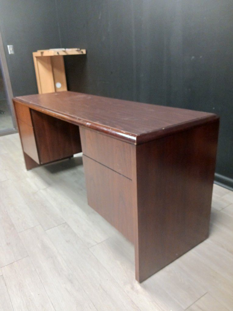 Cherry Wood Office Desk 