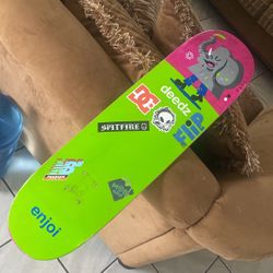 Skateboard  Size 8.5 I Think ? 