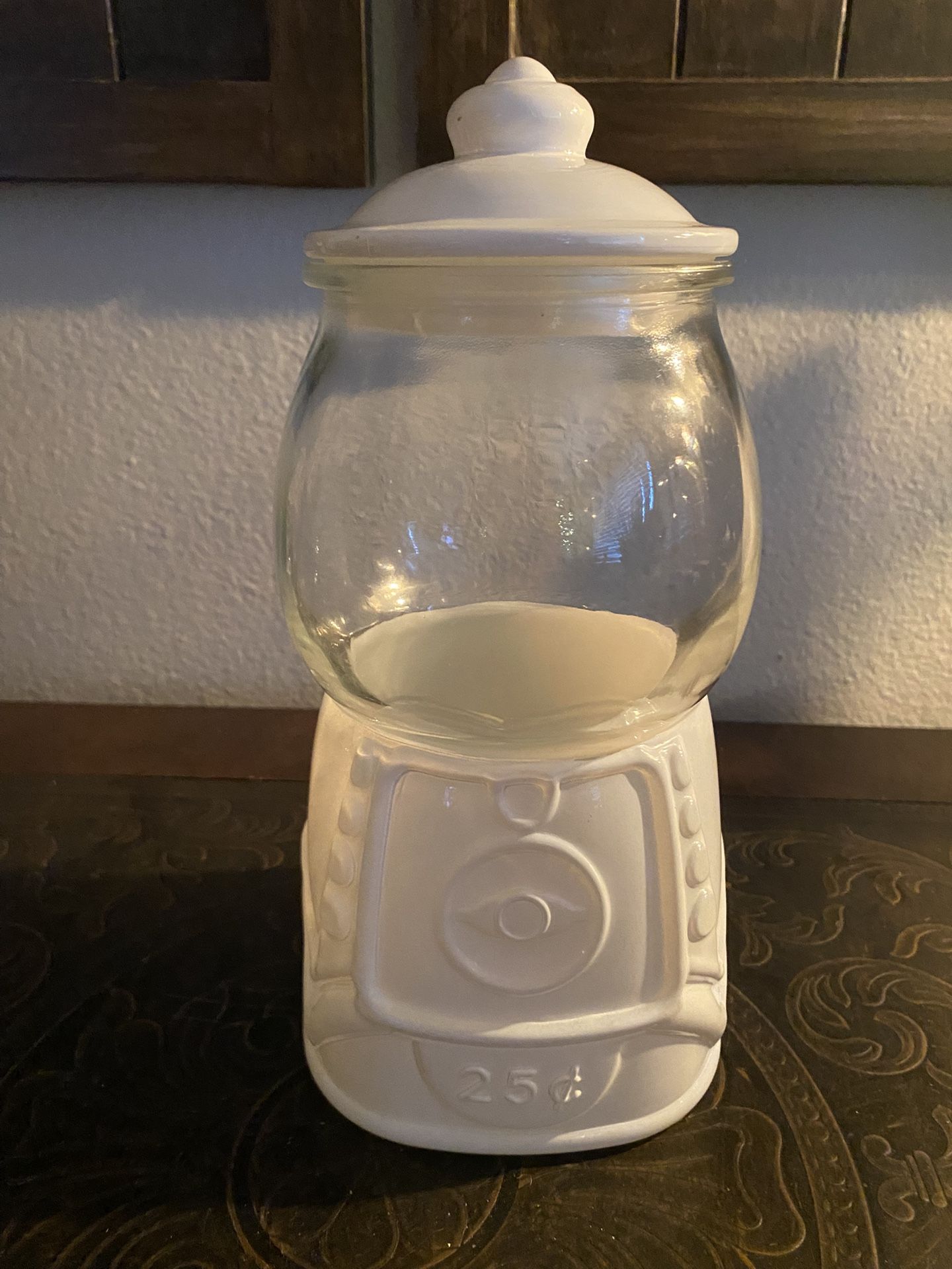 Decorative Gumball Machine New