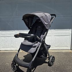 Mini Bravo Plus Lightweight Stroller Chicco