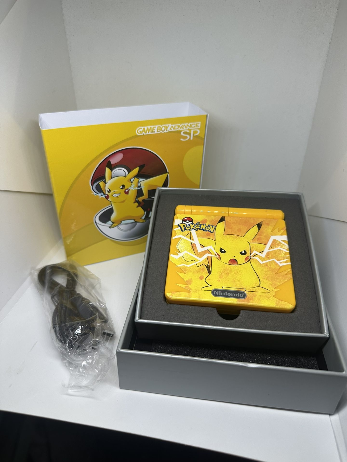 Game Boy Advance SP IPS Backlit - Pikachu Edition - Charger & Box Included