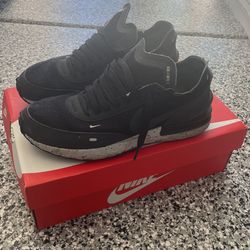 Nike- Waffle One Sneakers