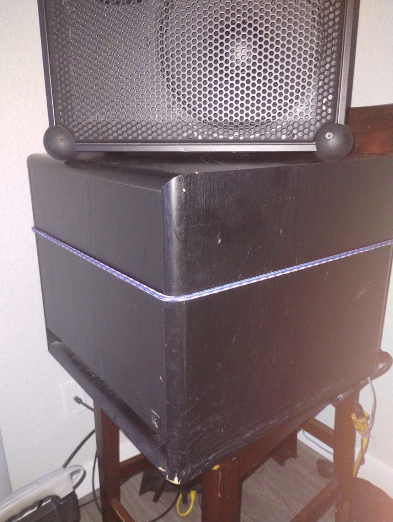 Powered Subwoofer 15 