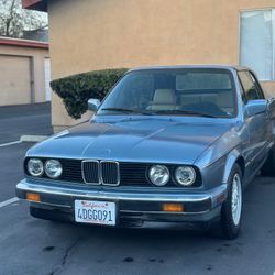 Bmw E30 Convertible 