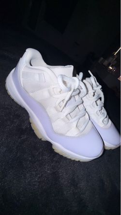 Wmns Air Jordan 11 Retro Low 'Pure Violet'