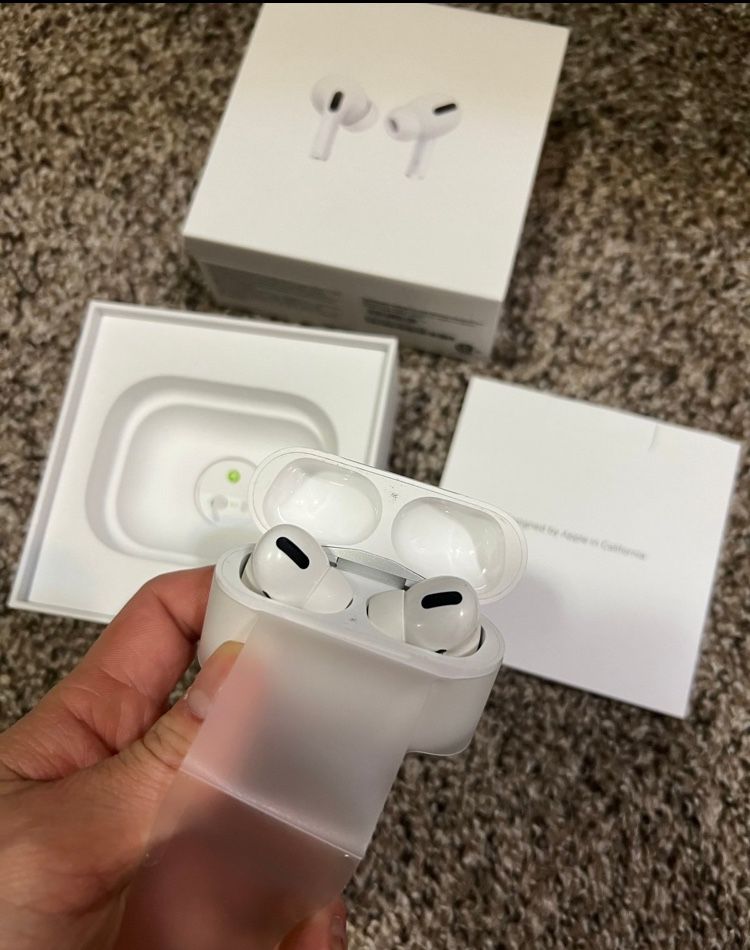 Airpods Pro (2nd Gen ) With Magsafe Case