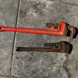 Pipe Wrench 24’ And 18’ Inch