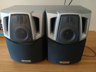AIWA 3 Way Bass Reflex Speaker System