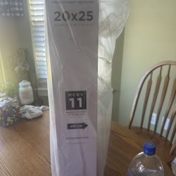 4 New in wrapper Clean Comfort  &20 X 25 Air Filters 