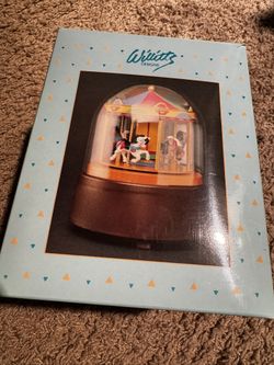 Willitts Vintage Musical Carousel Snowfall