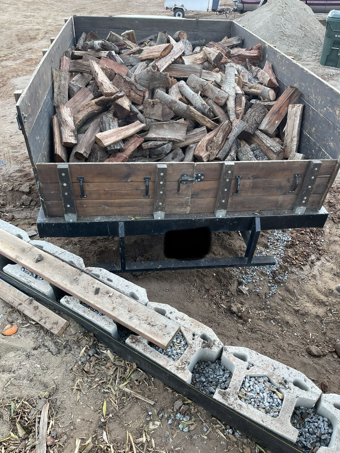 Oak And Eucalyptus Firewood 