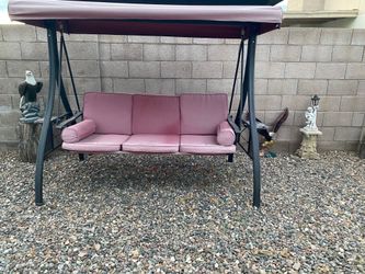 Outdoor swing
