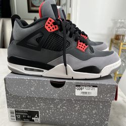 Infrared Jordan 4’s Size 12