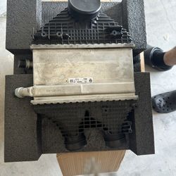 BMW M3 F80 oem Intercooler 