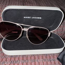 EUC MARC BY MARC JACOBS Unisex Sunglasses with Case  